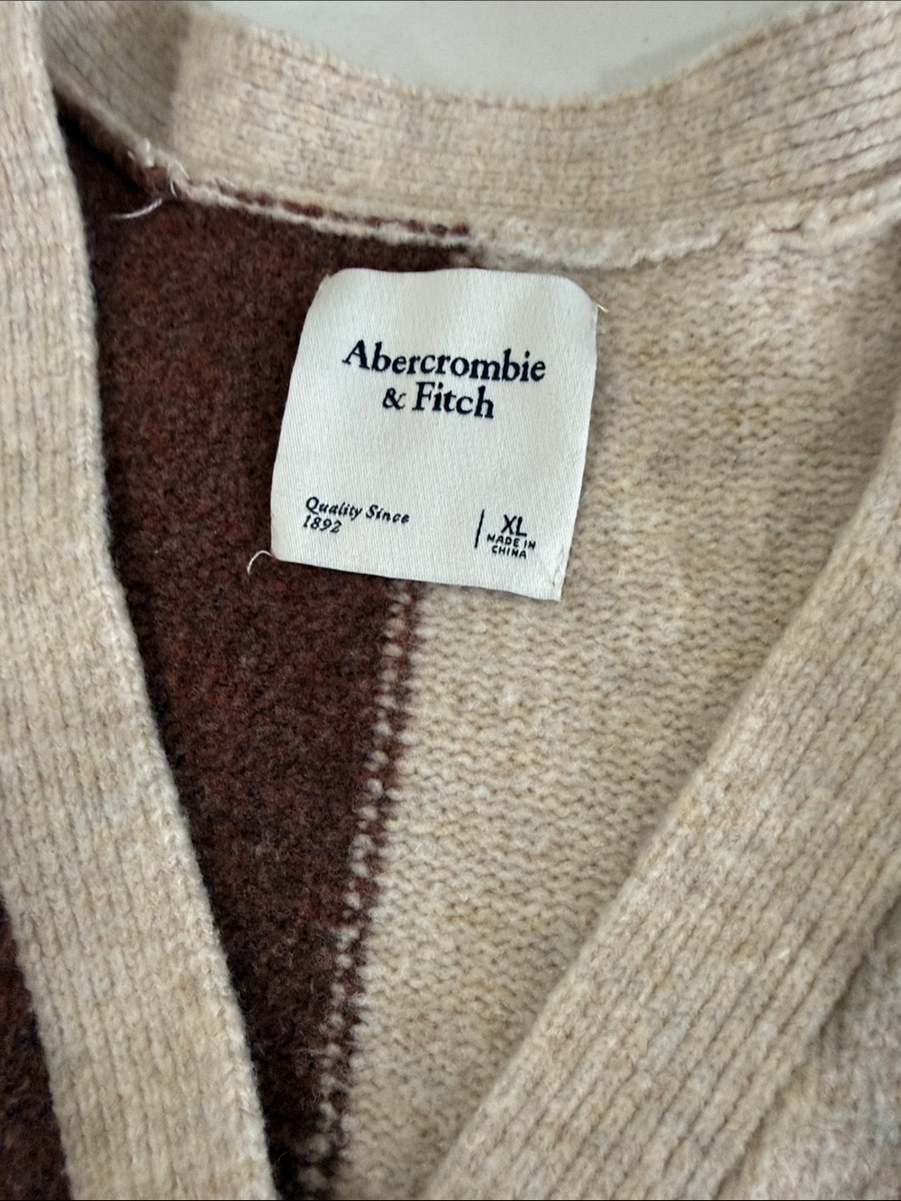 Abercrombie & Fitch Two-Tone Brown Cream V-Neck Button Down Fall Cardigan XL - Picture 9 of 14